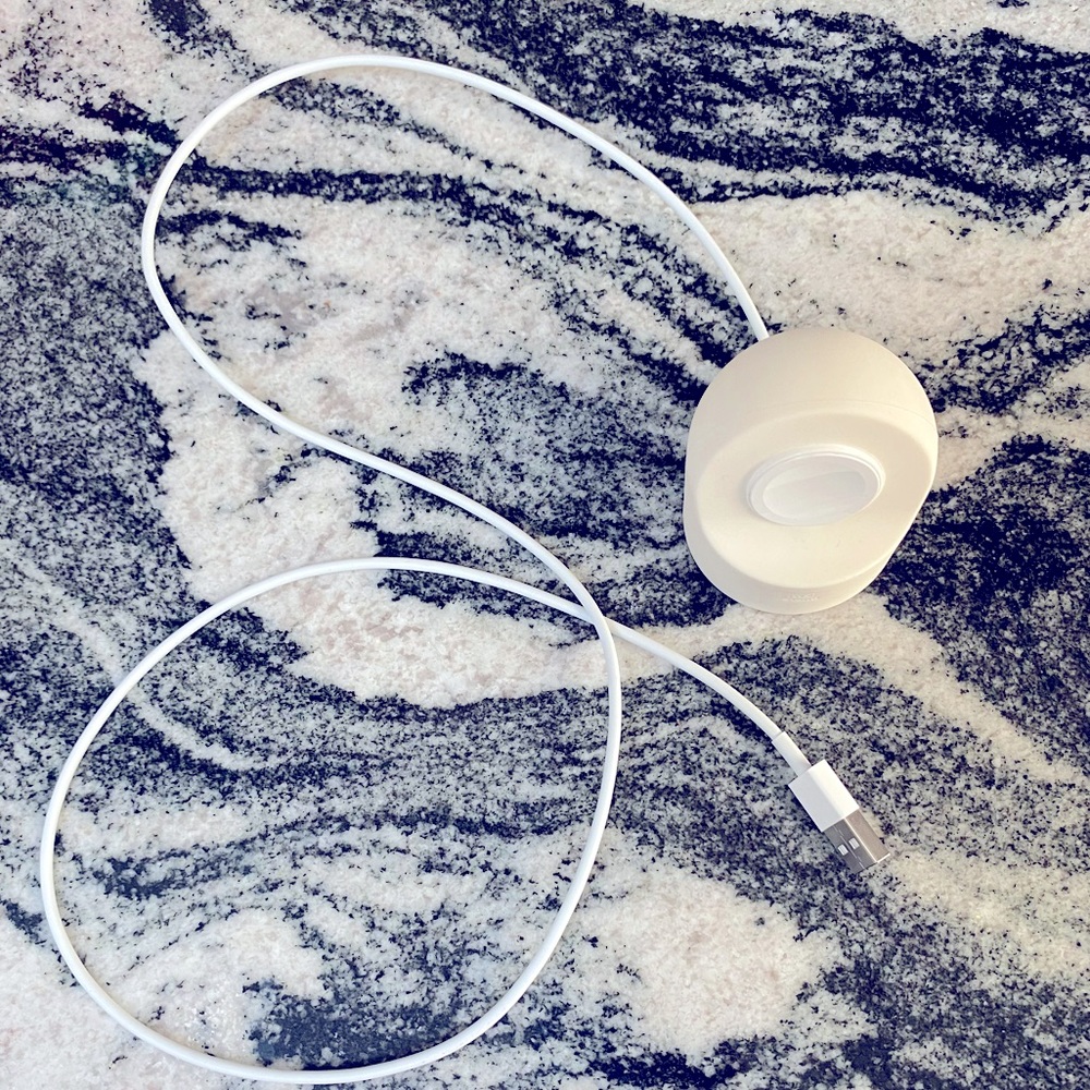 Apple Watch bundle - Picture 2 of 9